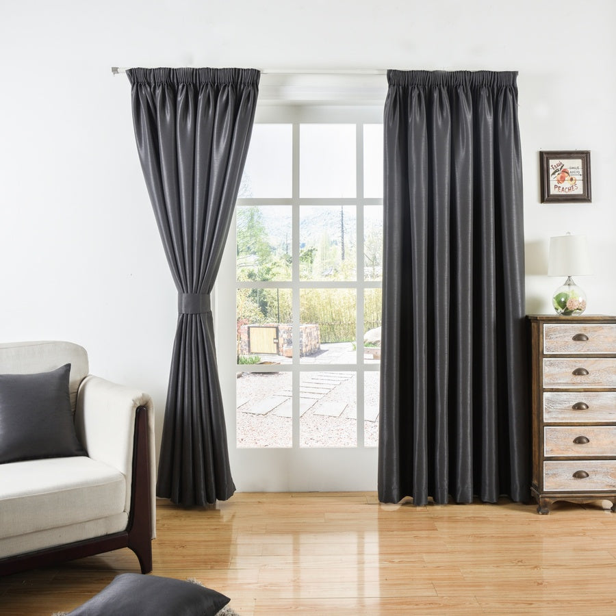 Nolight Onyx - 100% Blockout Lined Curtains